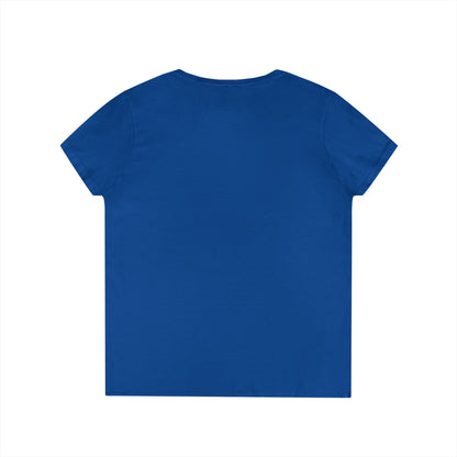 Thai Mom Doesn’t Need Google, She Knows Everything V-Neck Tee