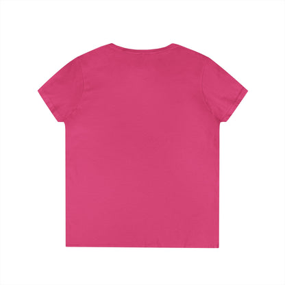 Thai Mom Doesn’t Need Google, She Knows Everything V-Neck Tee
